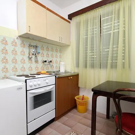 Seaside With A Swimming Pool Molunat, Dubrovnik - 3544