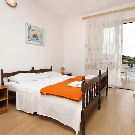 Seaside With A Swimming Pool Molunat, Dubrovnik - 3544