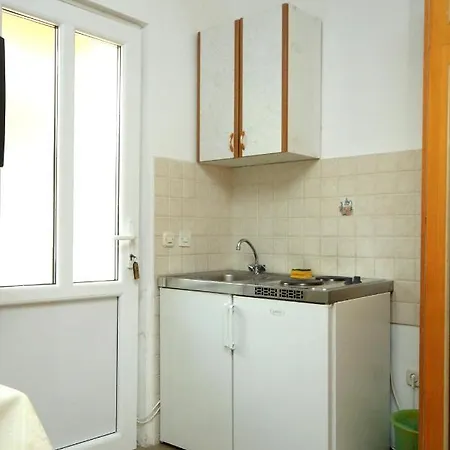 Seaside With A Swimming Pool Molunat, Dubrovnik - 3544 Apartamento Gruda