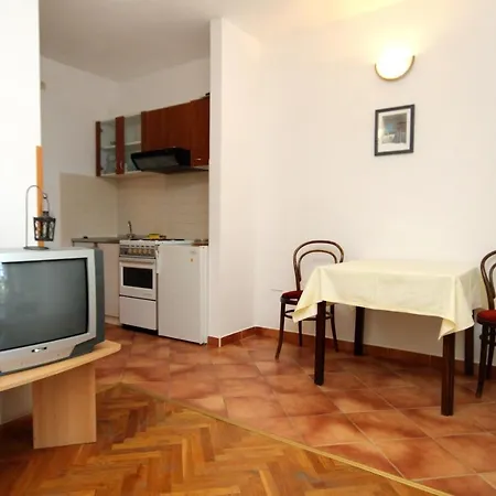 Seaside With A Swimming Pool Molunat, Dubrovnik - 3544